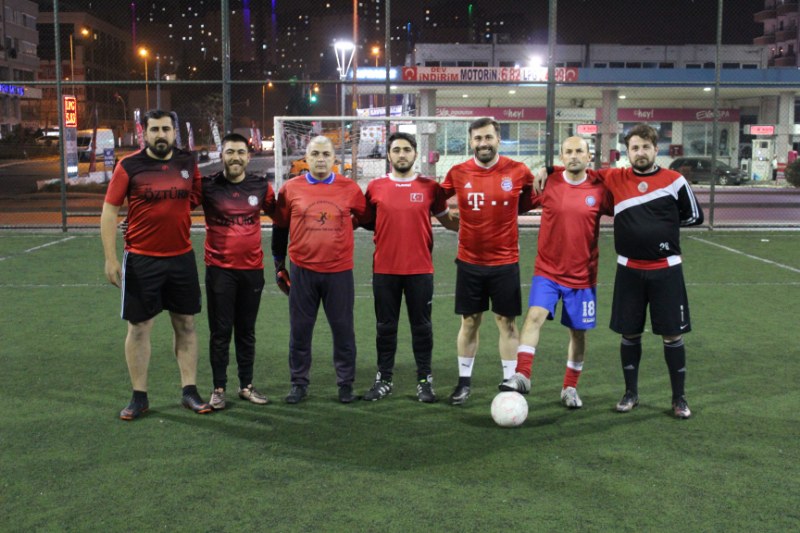 F30 Team - KrmzTepel